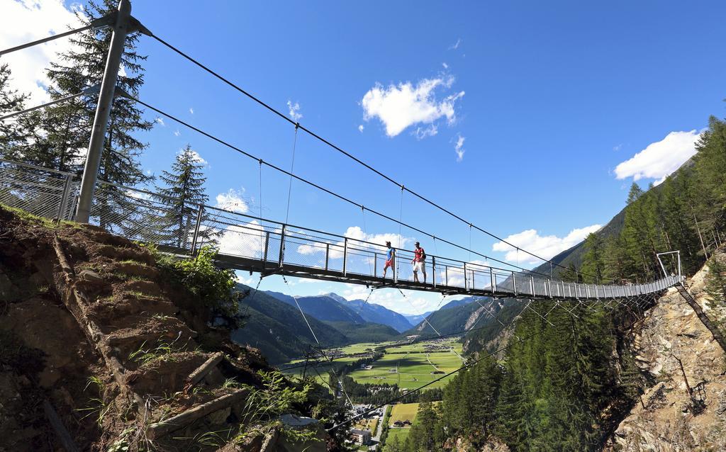 Haus Alpengluehn Hotel Sautens Luaran gambar